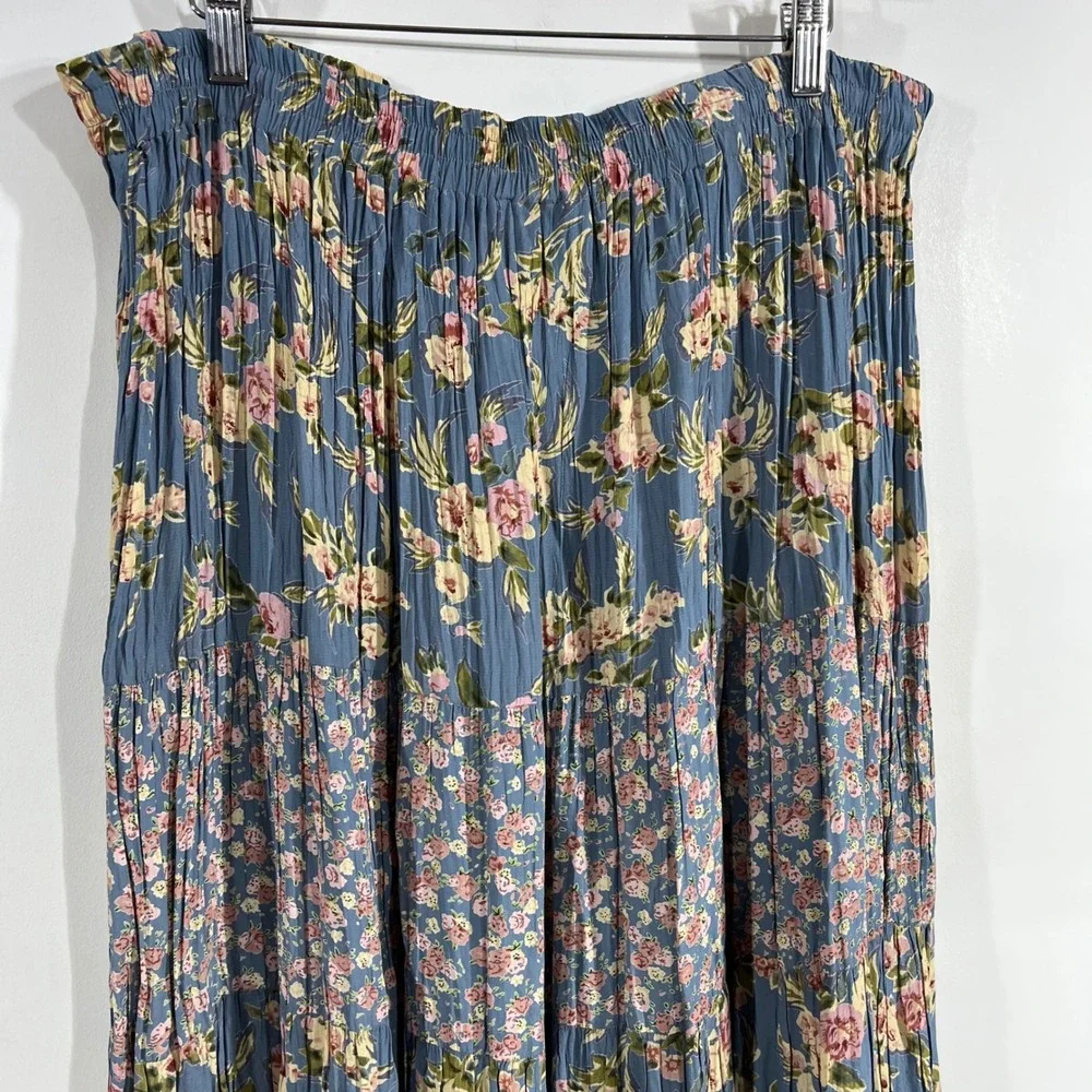 Indira VTG Boho Cottagecore Tiered Floral Maxi Skirt Size Large Feminine Renfair